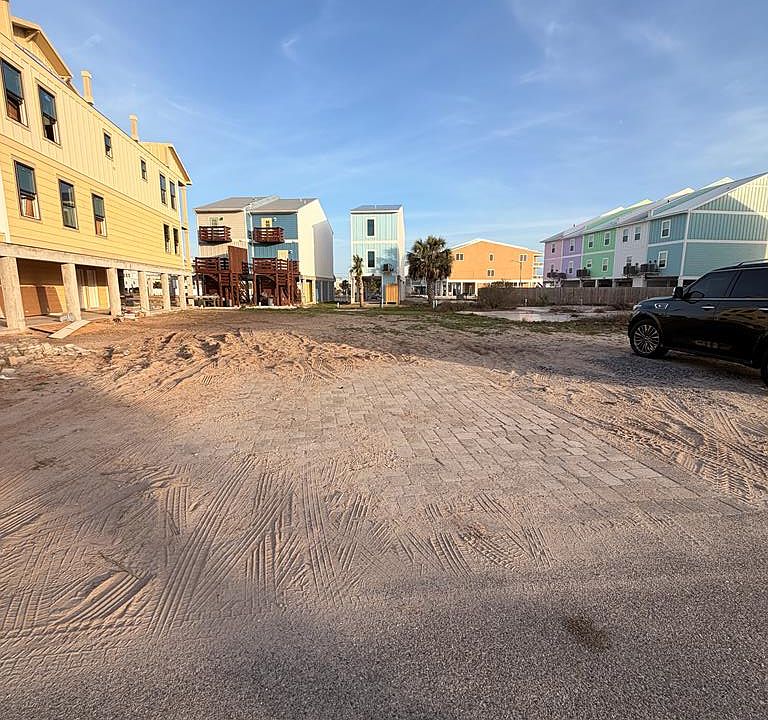 1st image of 111 38th St