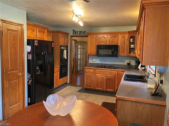 3rd image of 503 Bayberry Dr