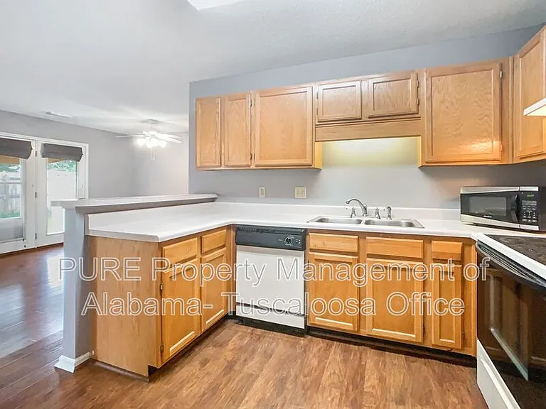 2751 Meadowlark Ln — Photo 6