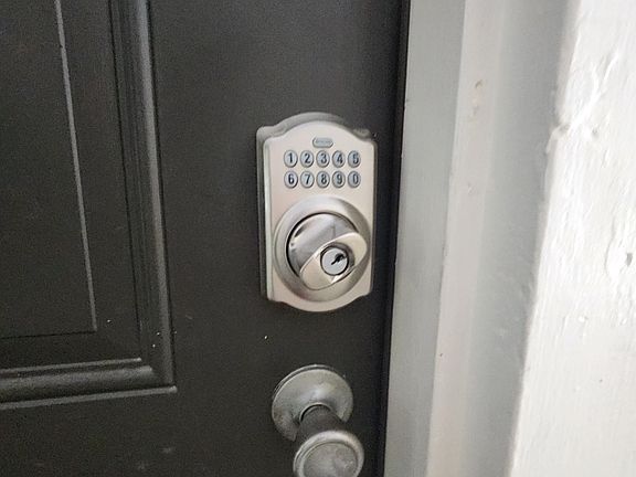 Numeric key pad