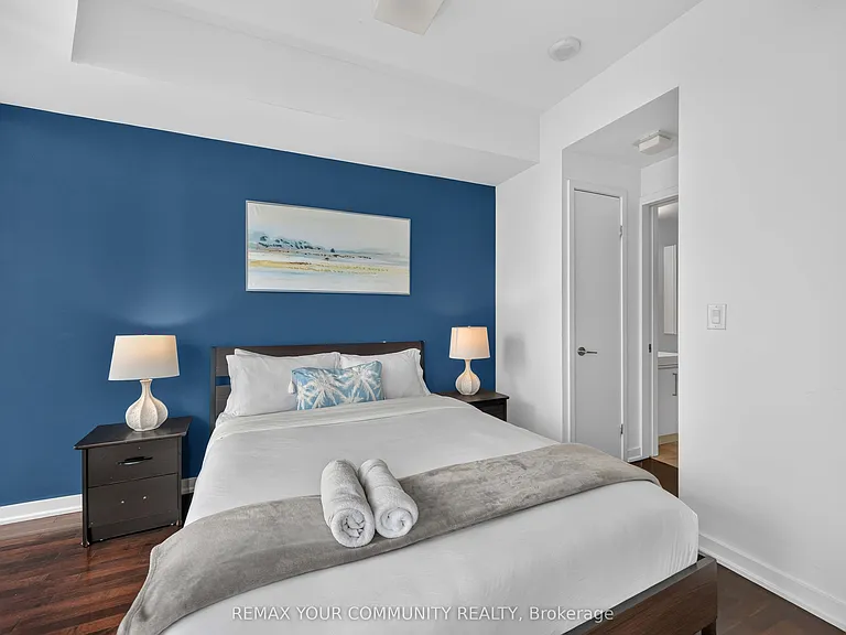 12 York St S #5102 — Photo 25