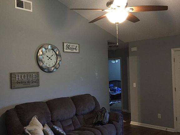 4th image of 77 NE Shayna Dr