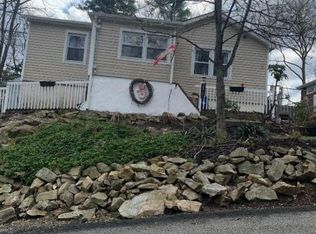 5 Adams Trl, Hopatcong, NJ 07843