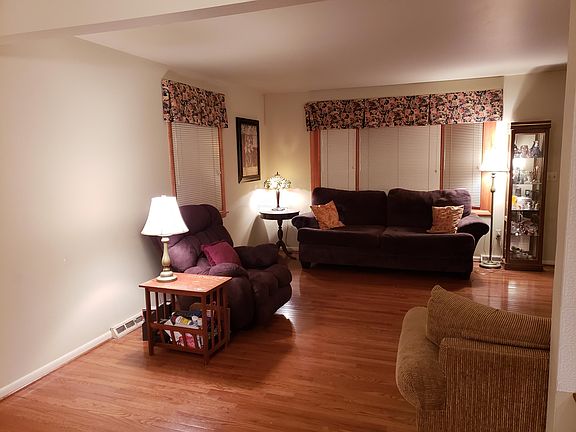 5th image of 2054 Sumac Dr