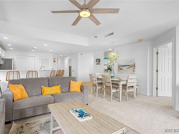 4th image of 4800 Eagleview Dr #3112