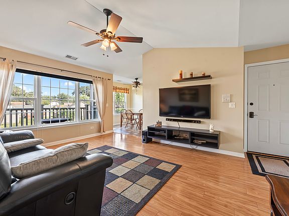 3rd image of 1069 N Village Dr Unit 4