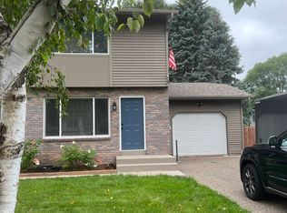 751 Sandhill Point Rd, Hudson, WI 54016