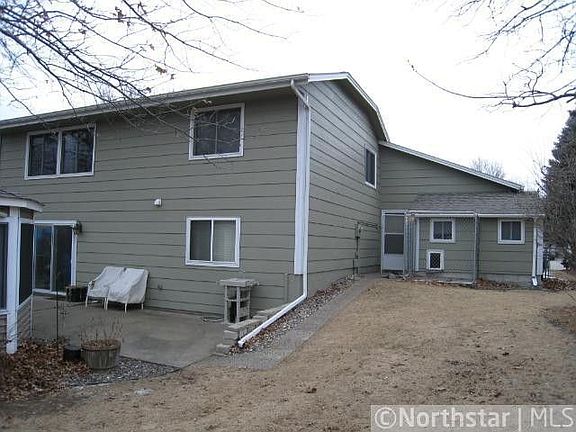 2nd image of 132 102nd Ln NE