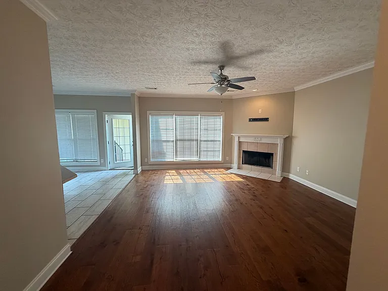 1630 Academy Dr #709 — Photo 16