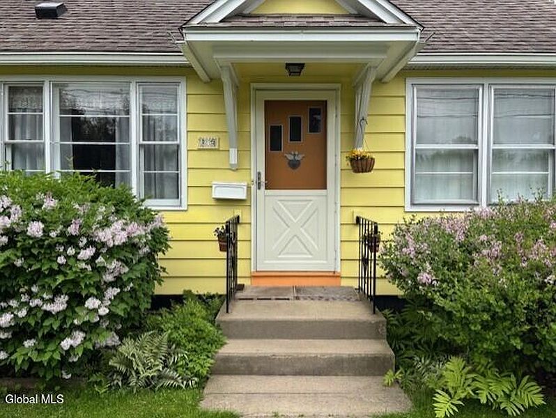 3rd image of 15 Albermarle Road
