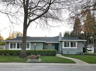 8356 Lake Forest Dr, Sacramento, CA