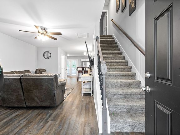 5th image of 264 Woodland Valley Ln