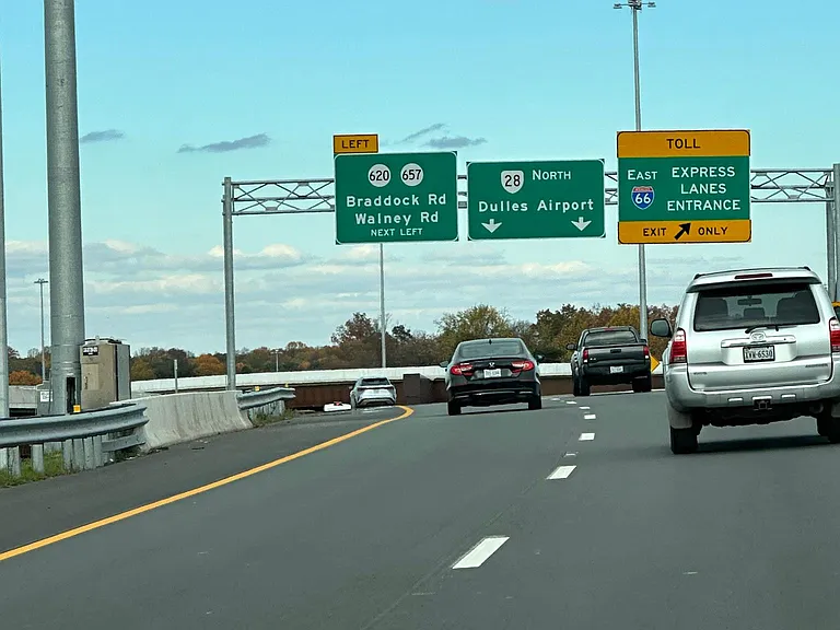 Easy exit to Dullas Airport