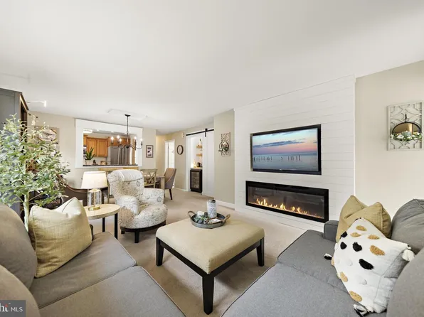 12 Walnut Rd #A, Stafford Township, NJ 08050