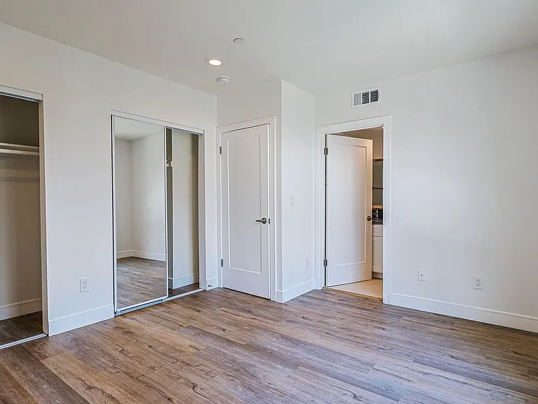 5934 Lemp Ave — Photo 13
