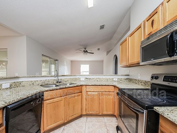 5th image of 339 Corsica Ct