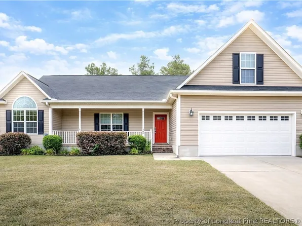 264 Himalaya Dr, Raeford, NC 28376