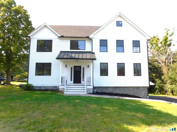 60 Mohegan Road, Shelton, CT 06484