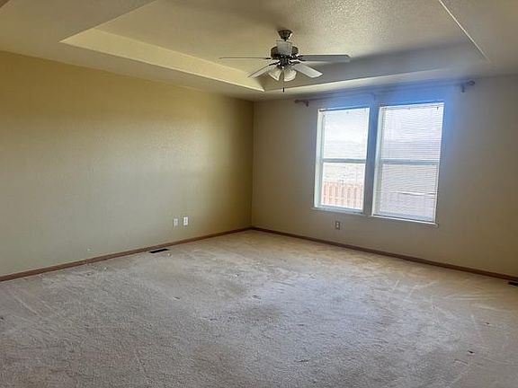 3rd image of 1004 L Way