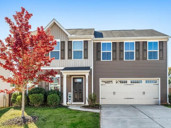 609 Maplestead Farms Ct, Greenville, SC 29617