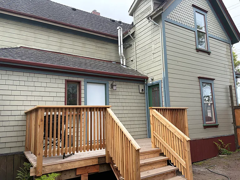 2139 H St — Photo 11