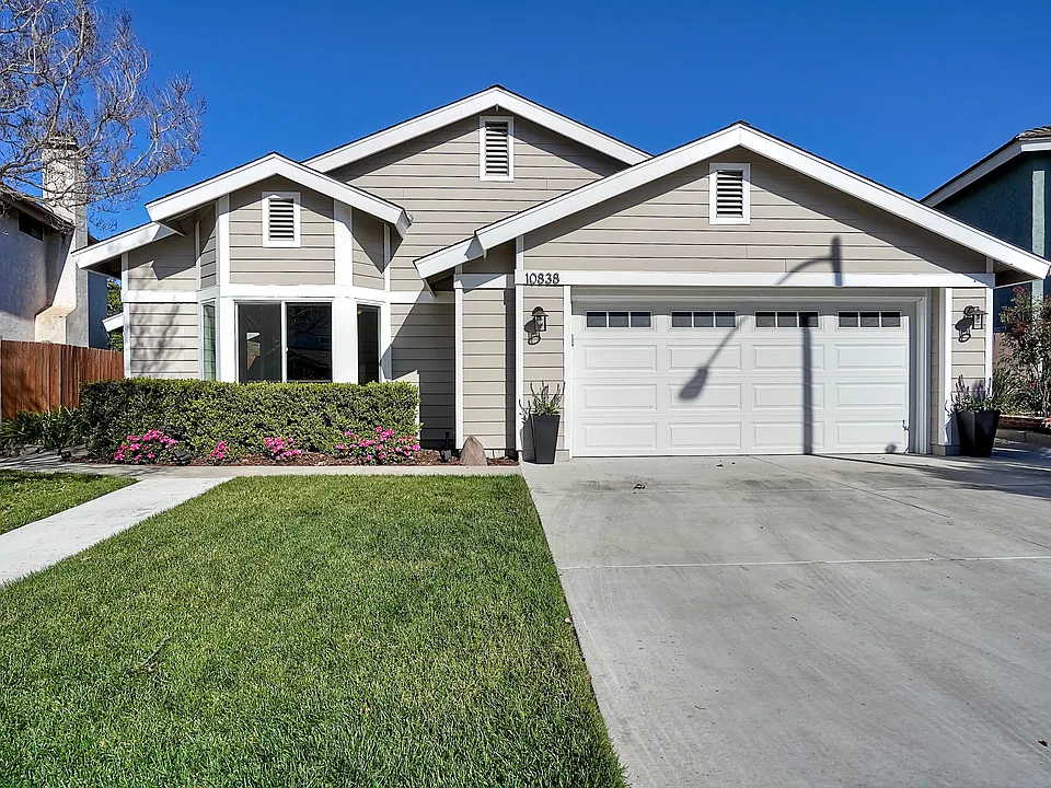 10838 Matinal Cir