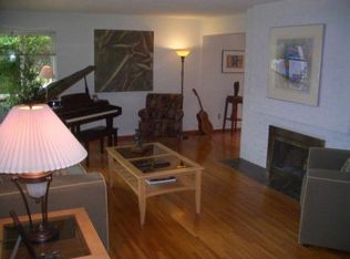 926 Daniels Dr, Fircrest, WA 98466