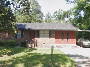 916 Crawford Dr, Albany, GA 31705