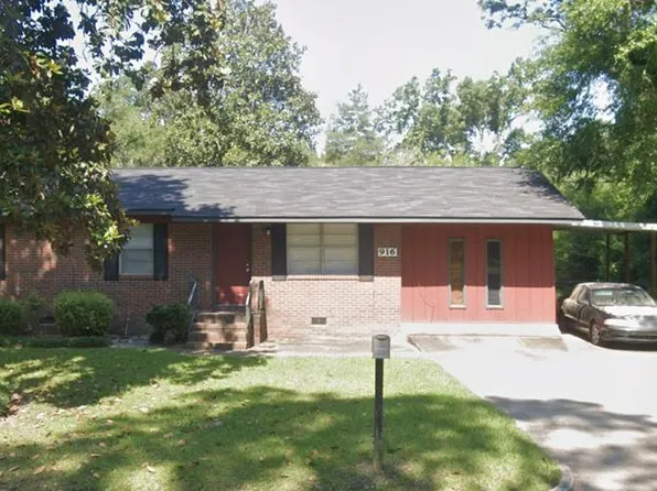 916 Crawford Dr, Albany, GA 31705