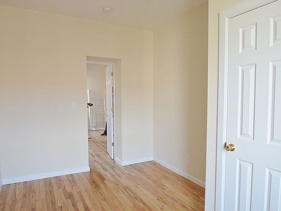 4th image of 446 W 164th St APT 17