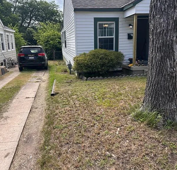 803 N 8th St — Photo 3