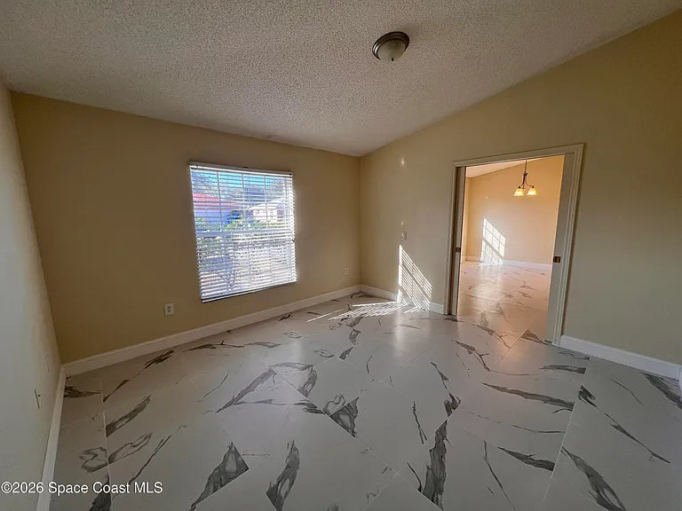 619 Pampas St NW — Photo 5