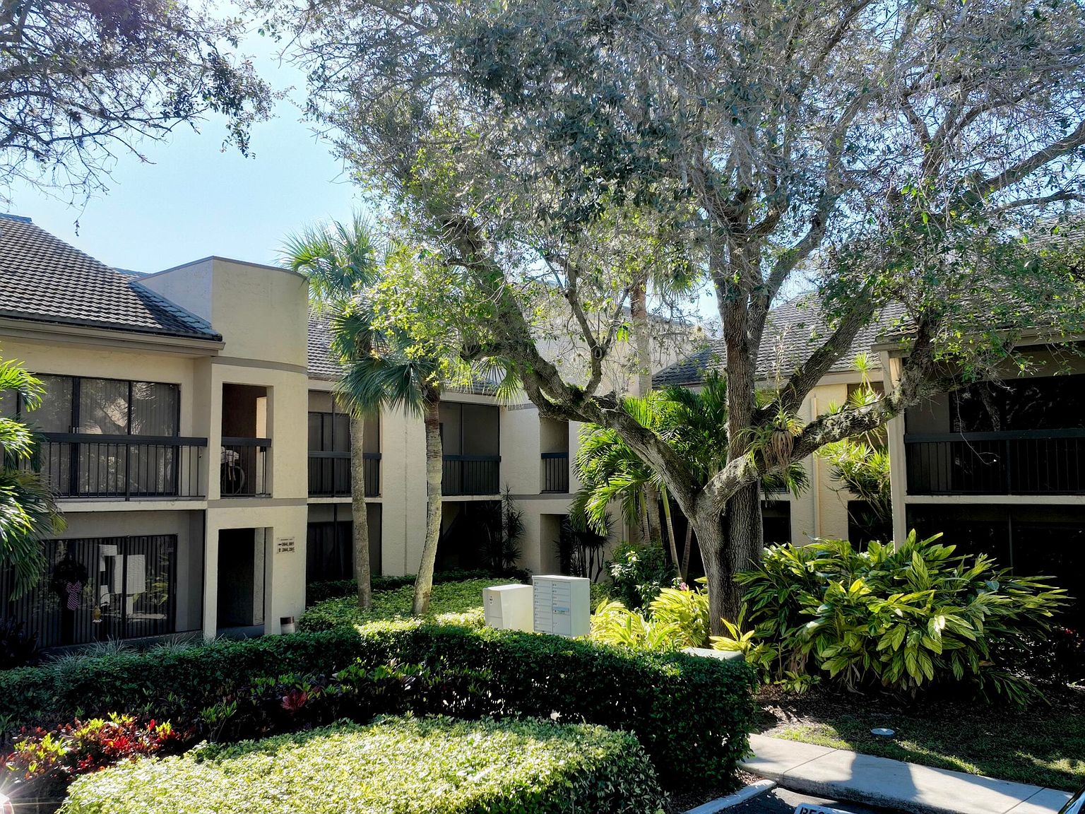 9460 Meadowood Dr APT 202, Fort Pierce, FL 34951 MLS RX10944572