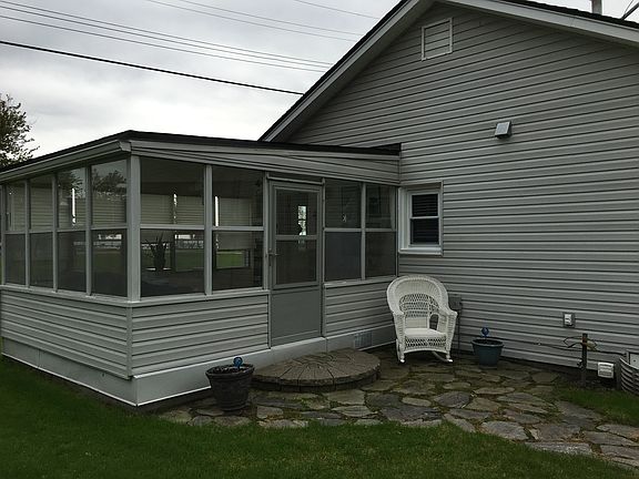 5th image of 120 Coney Ave