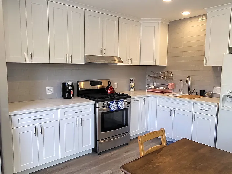 2050 Lomita Park Pl #A — Photo 17