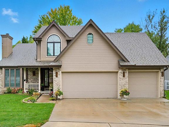 2nd image of 952 Tower Ridge Holw