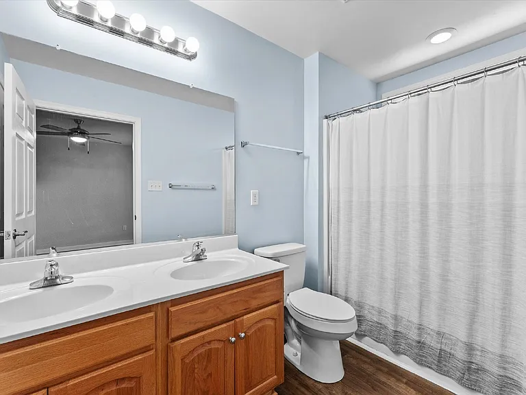 5701 Hereld Green Dr — Photo 20