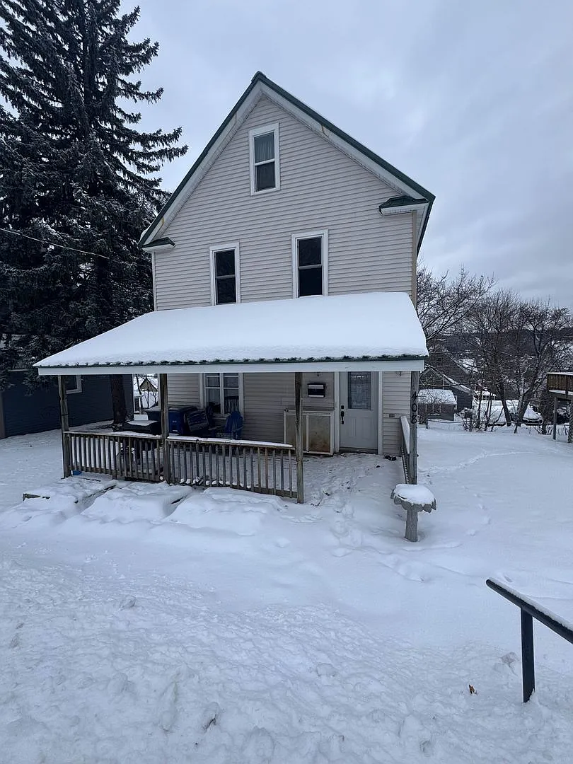 3 Bedroom Freshly Renovated Family Home in Houghton — Photo 1