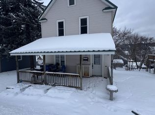 408 W Douglass Ave, Houghton, MI 49931