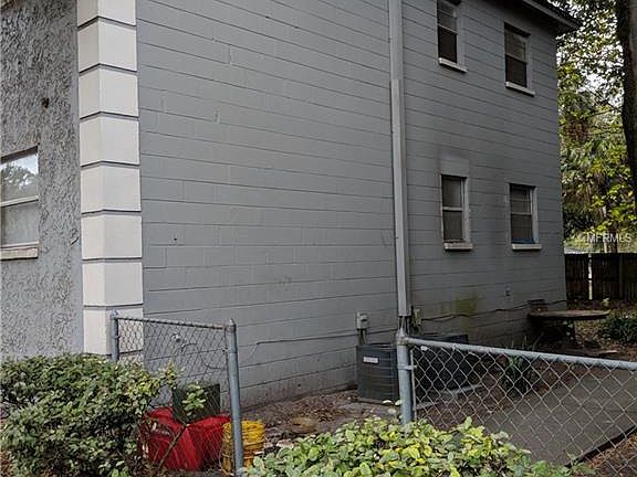 3rd image of 1013 E Bougainvillea Ave