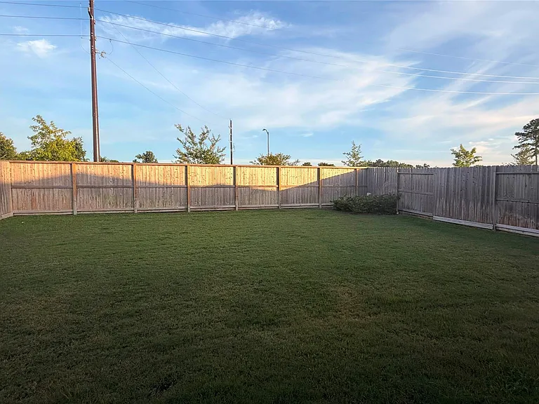 1222 Sugar Dr — Photo 15