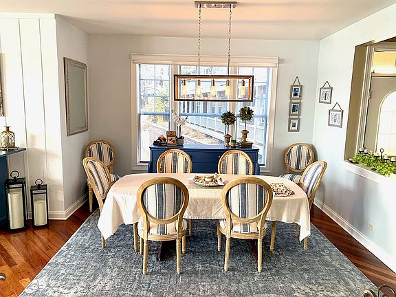 5th image of 385 Sundown Ct Unit F