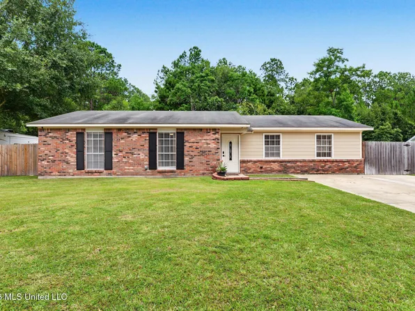 12916 Rosemont St, Ocean Springs, MS 39564
