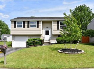 8106 Firenze Ln, Clay, NY 13041