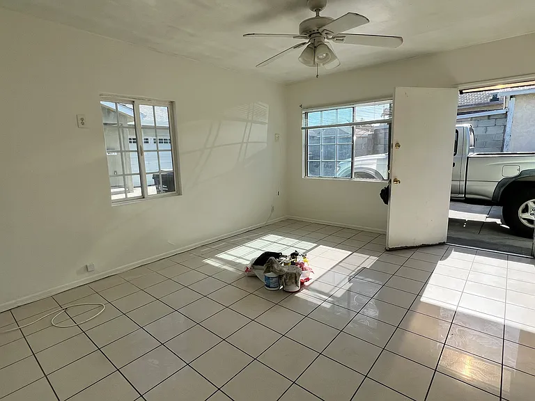 6827 San Luis St — Photo 5