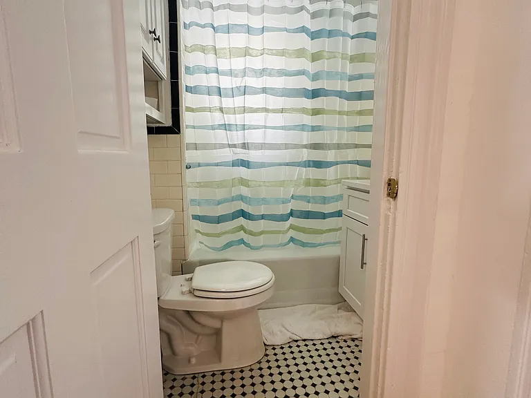 46 Hunting St #1 — Photo 9