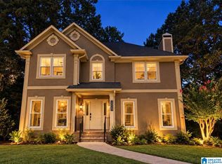 2020 Crosscrest Dr, Hoover, AL 35244