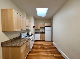 206 Massachusetts Ave APT 8, Arlington, MA 02474