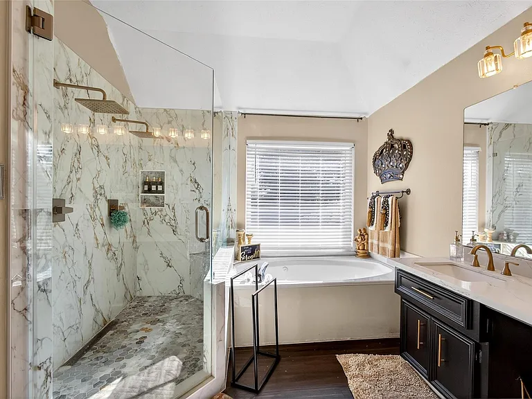 19115 Keyturn Ln — Photo 1