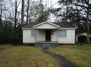 2201 Martin Dr, Mobile, AL 36605